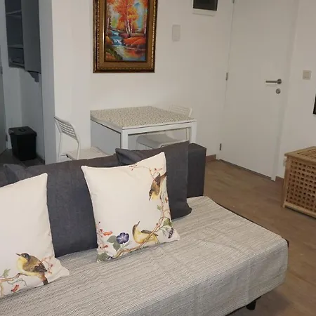 Apartment сarnot Zoo Area *